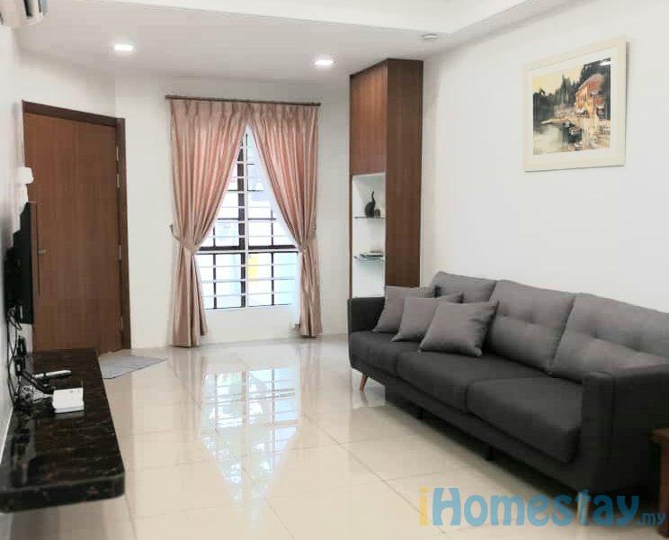 SS18/3C Subang Jaya 4Bed3Bath 14 Tetamu