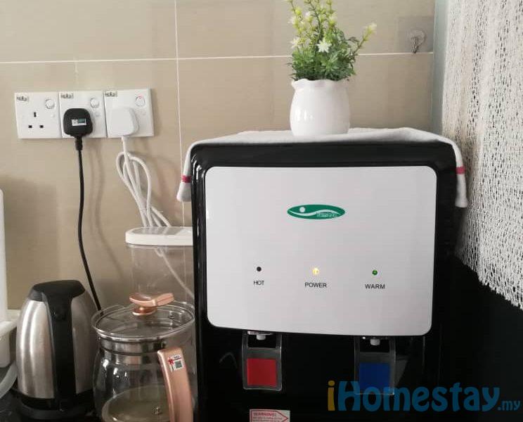 SS18/3C Subang Jaya 4Bed3Bath 14 Tetamu