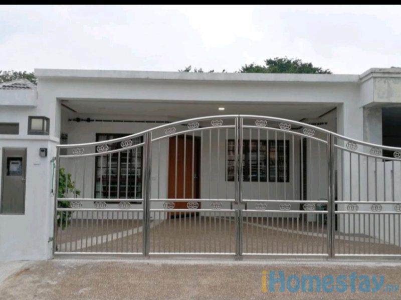 SS18/3C Subang Jaya 4Bed3Bath 14 Tetamu