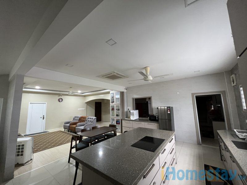 Cinta Homestay Pool Manjung
