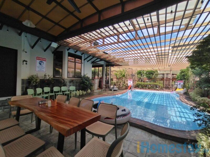Bungalow Tok Sira with pool 30pax 2km tc