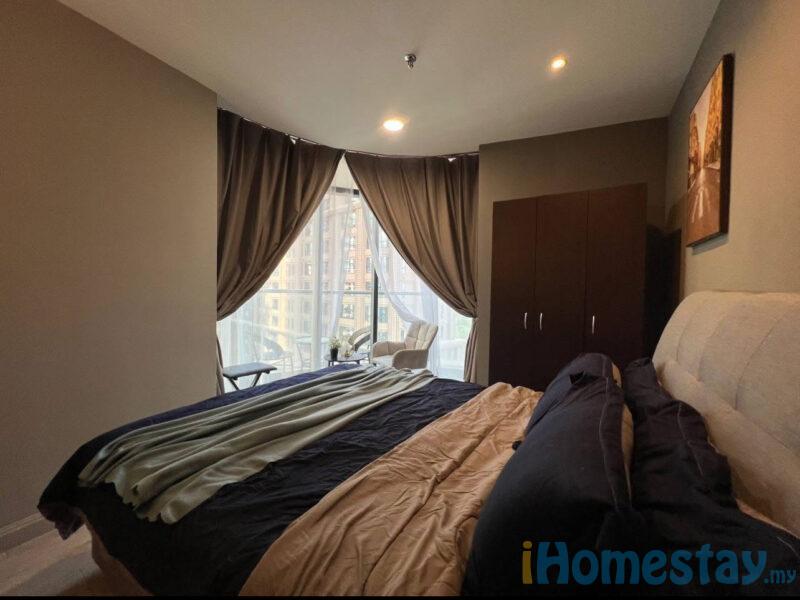 Fully furnished studio at Regina Residen