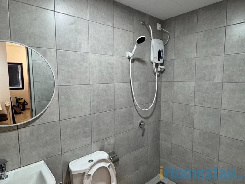 Fully furnished studio at downtown condo